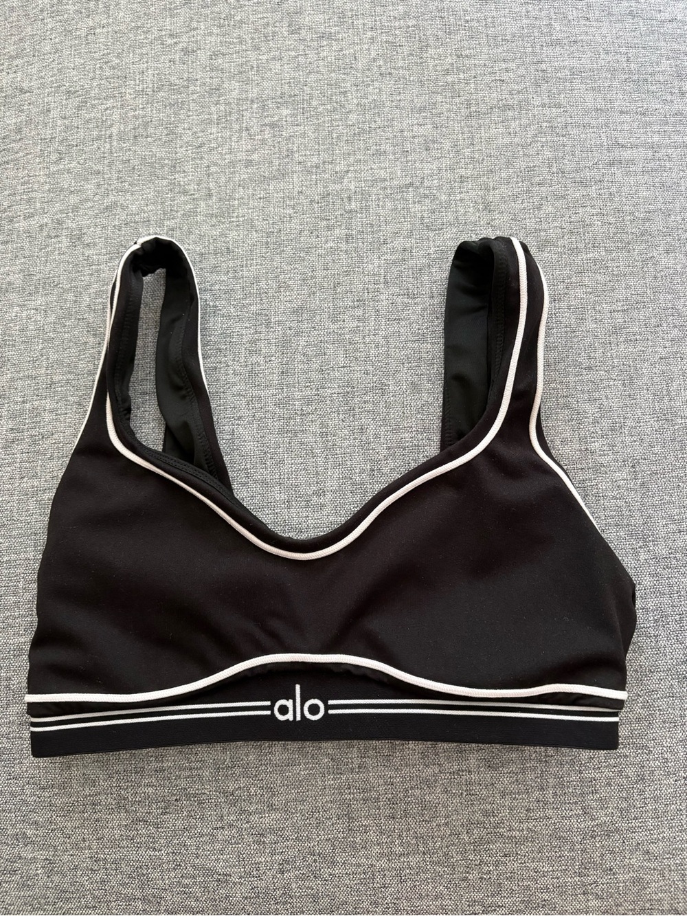 ALO Yoga Black Sports Bra with White Piping